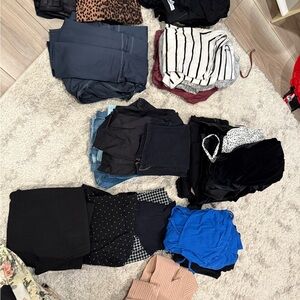 Maternity Clothes: Assorted Clothing Bundle